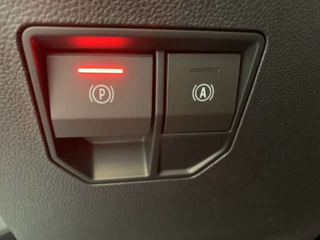 Fahrzeugbild eines Renault Megane E-TECH
