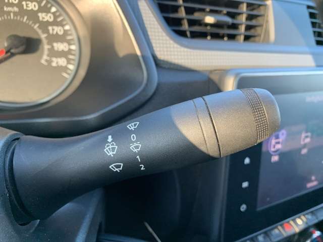 Fahrzeugbild eines Renault Express