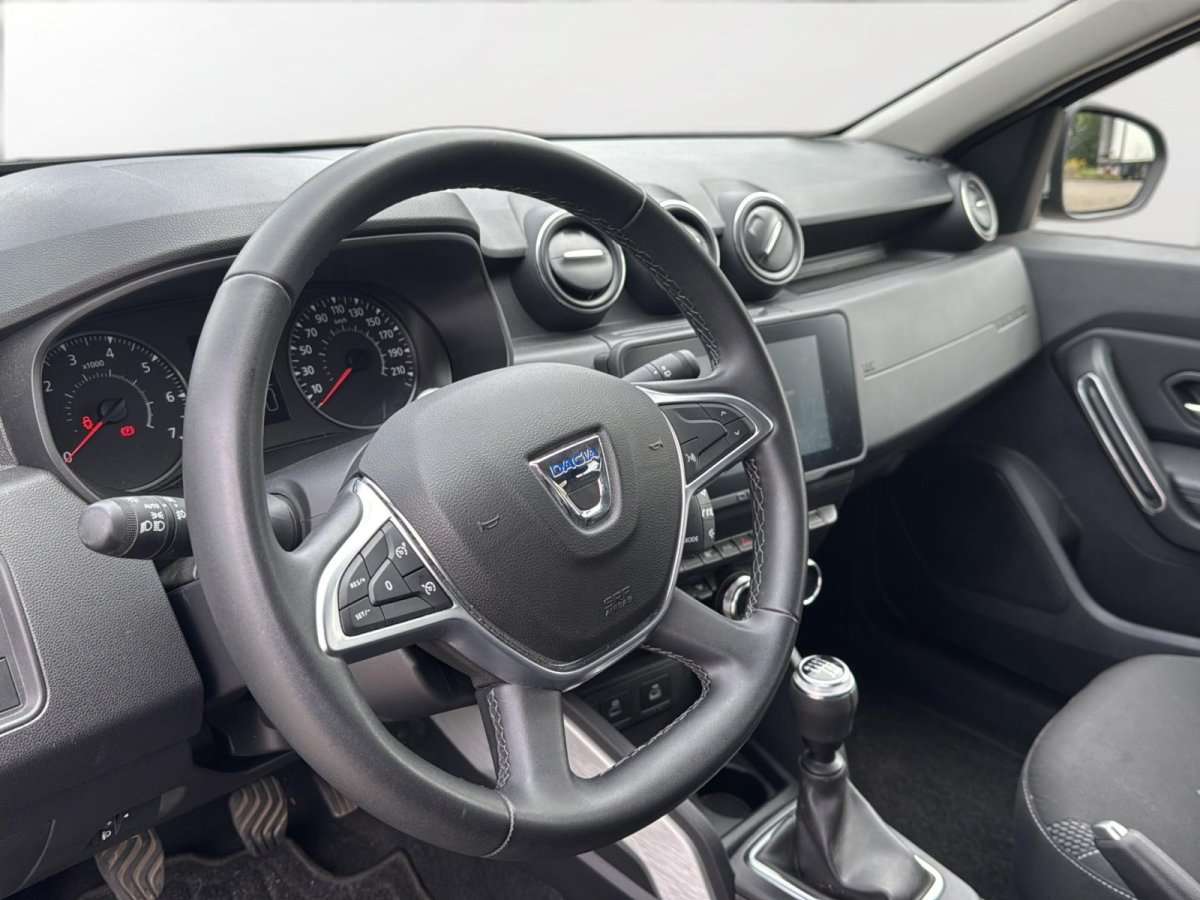 Fahrzeugbild eines Dacia Duster
