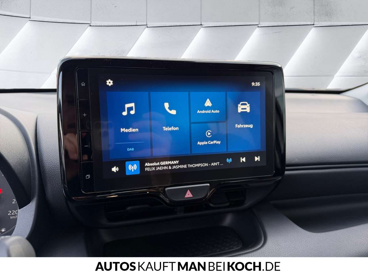 Fahrzeugbild eines Mazda Mazda2 Hybrid