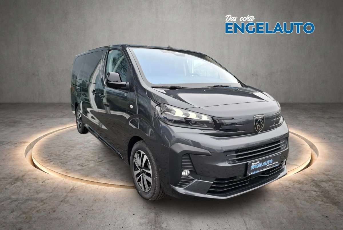 Fahrzeugbild eines Peugeot Traveller