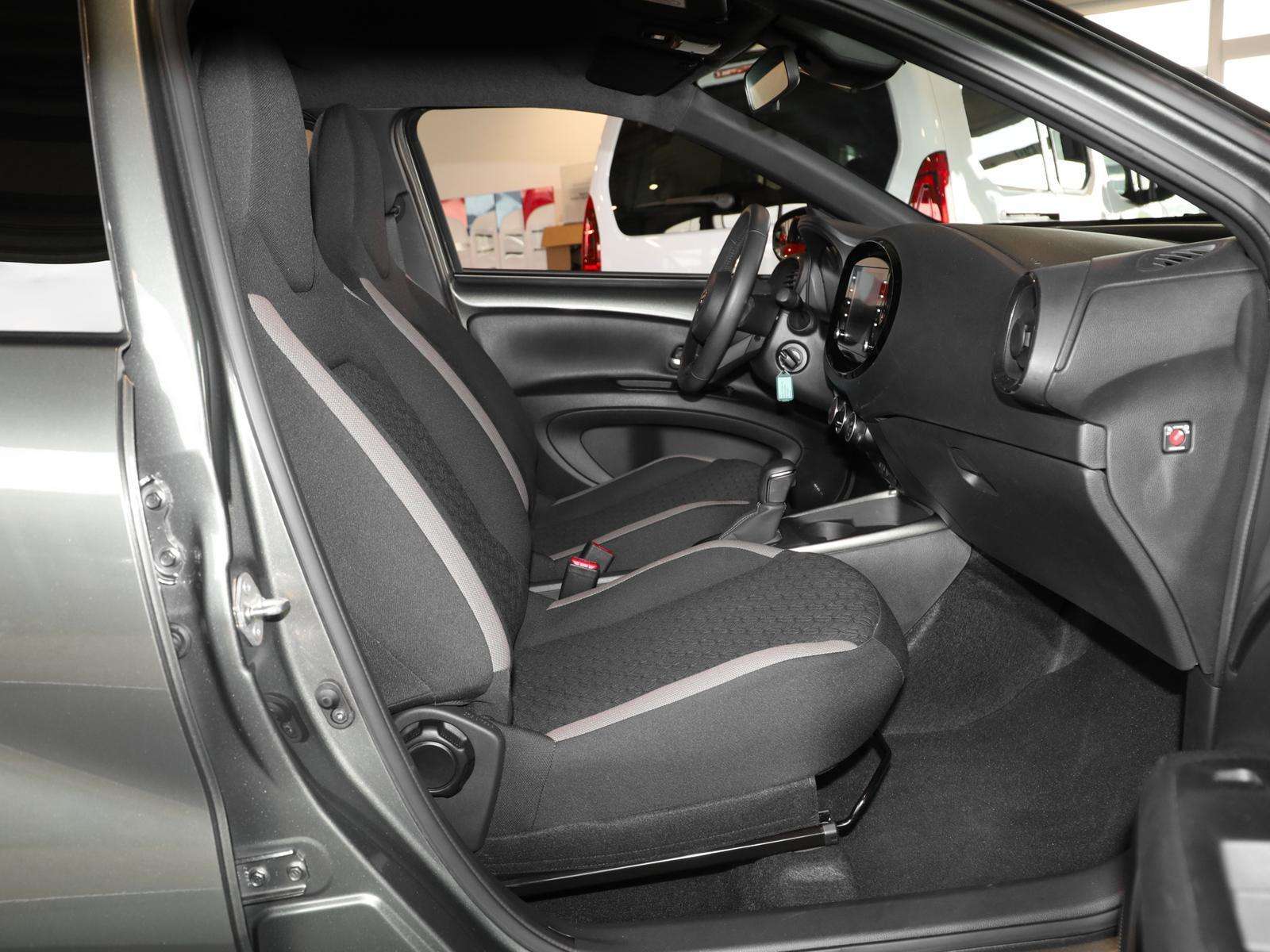 Fahrzeugbild eines Toyota AYGO