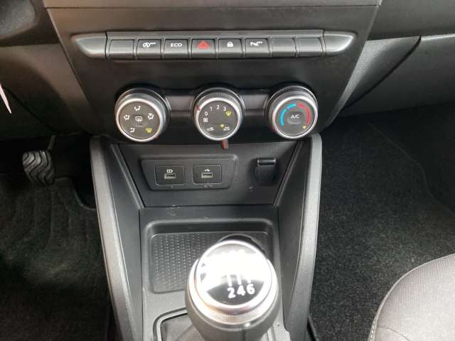 Fahrzeugbild eines Dacia Duster