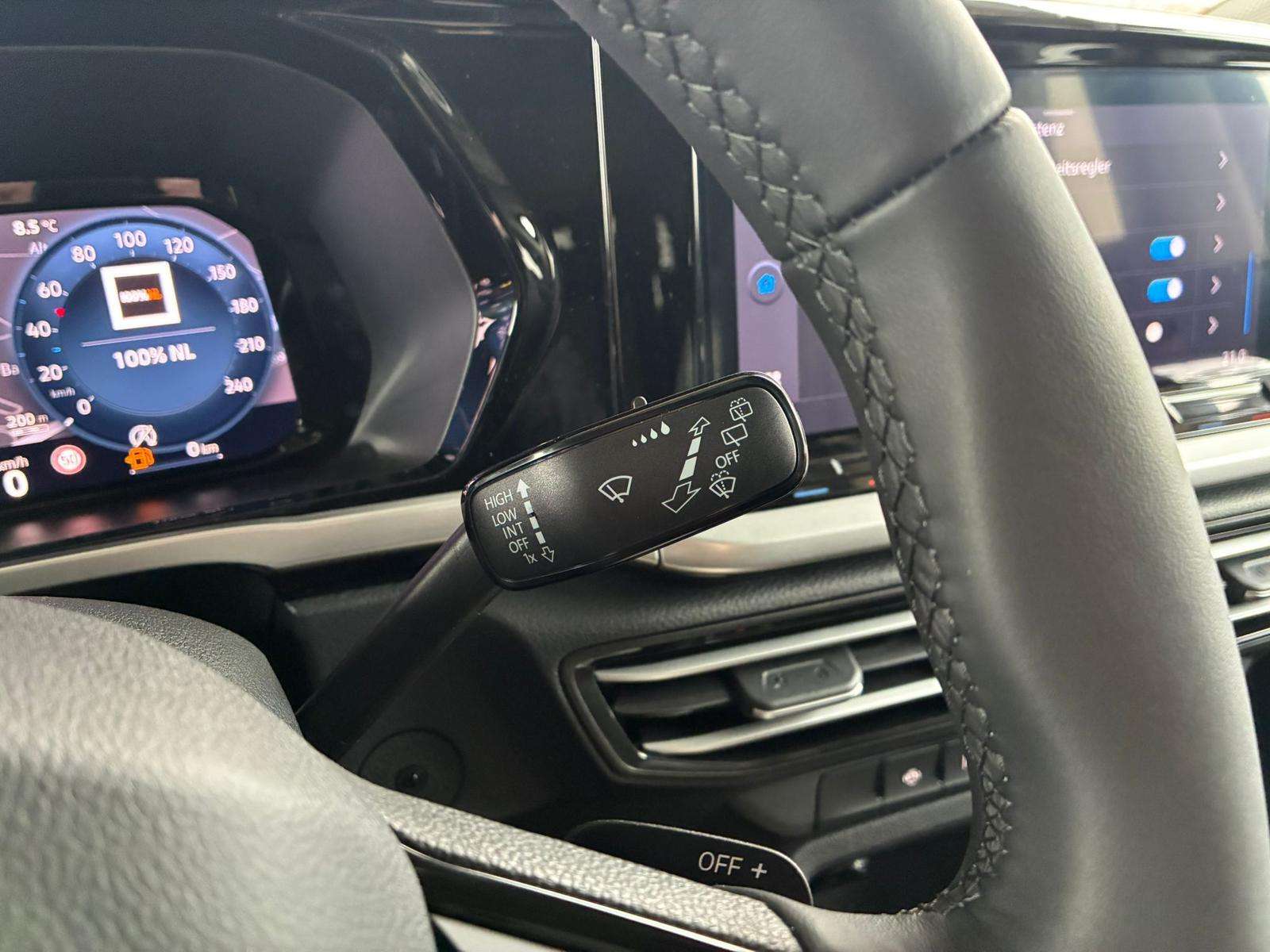 Fahrzeugbild eines Ford Grand Tourneo