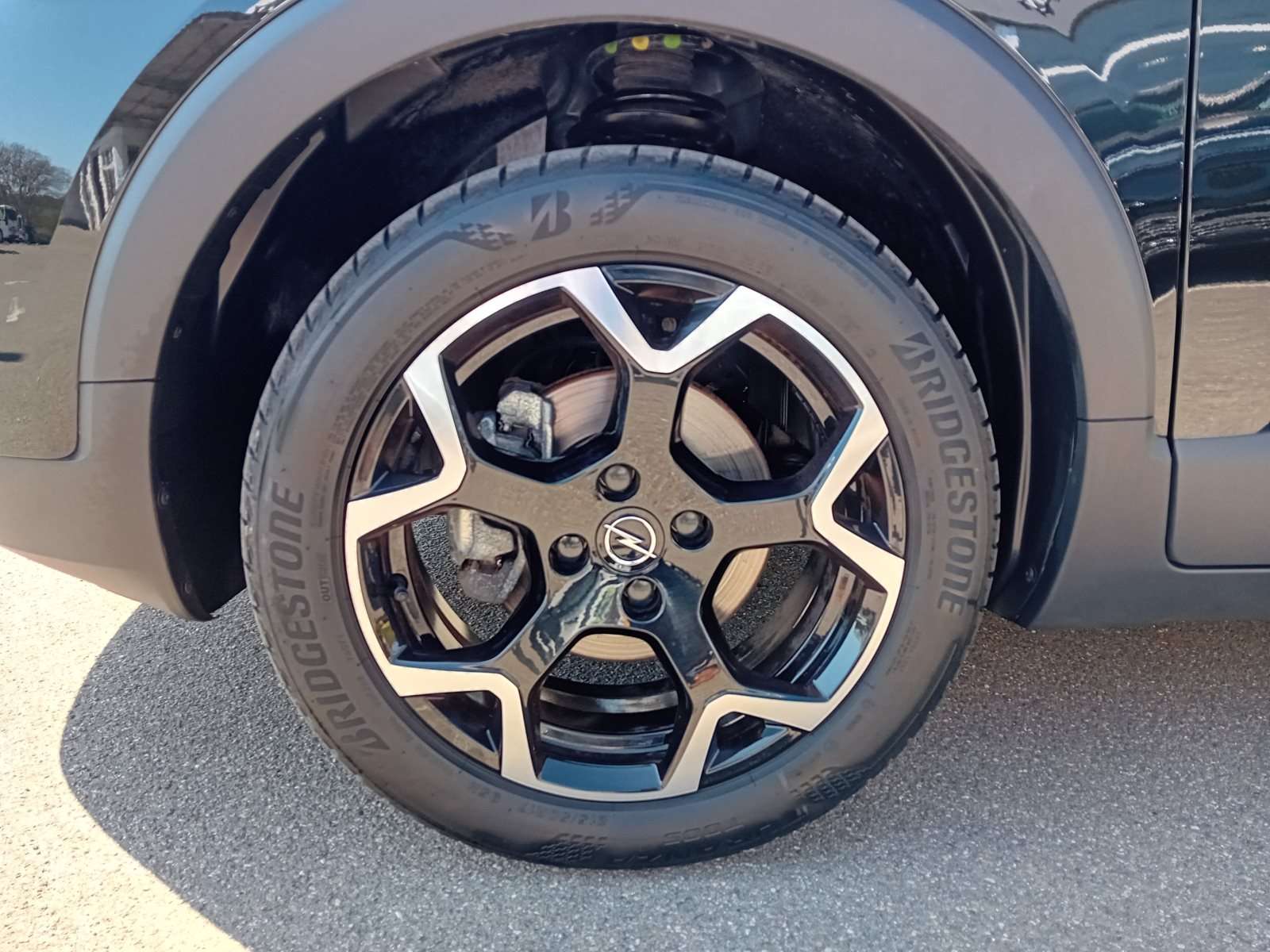 Fahrzeugbild eines Opel Crossland X