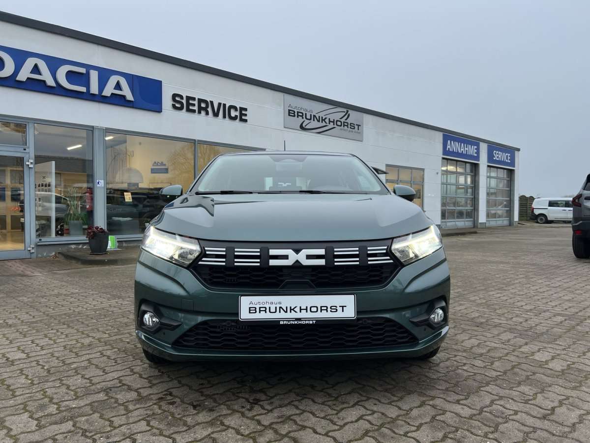 Fahrzeugbild eines Dacia Sandero