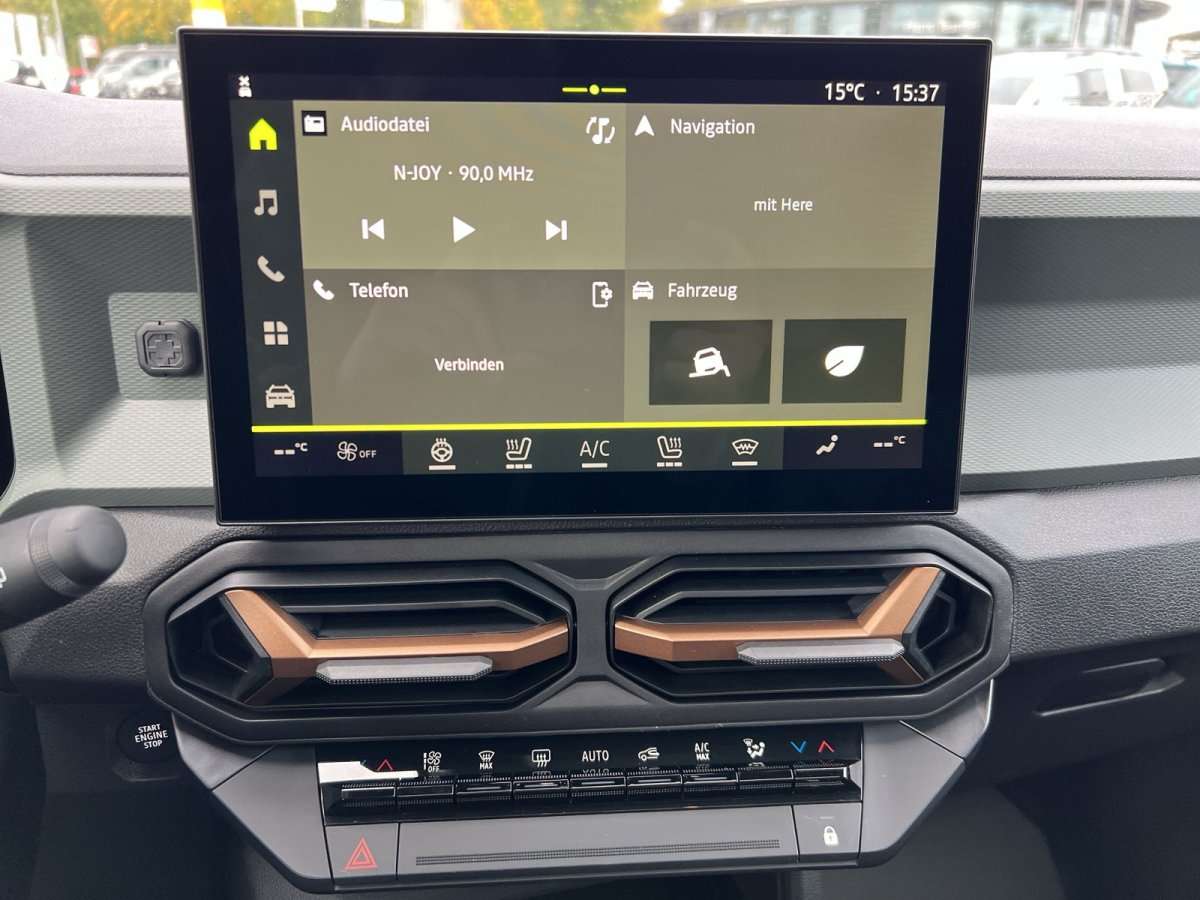 Fahrzeugbild eines Dacia Bigster