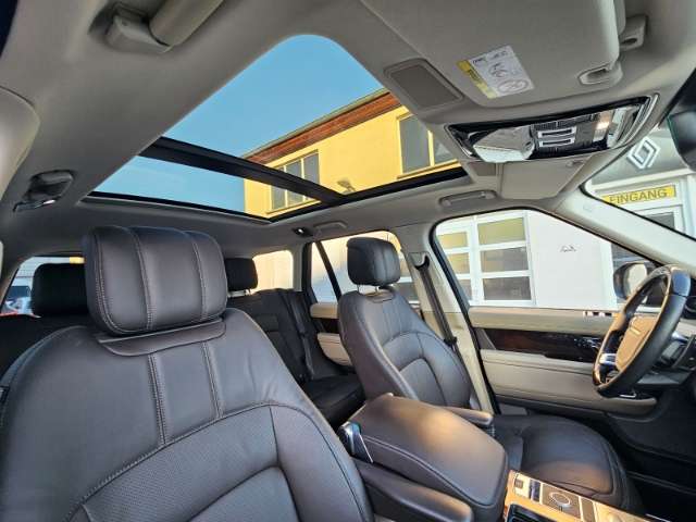 Fahrzeugbild eines Land Rover Range Rover