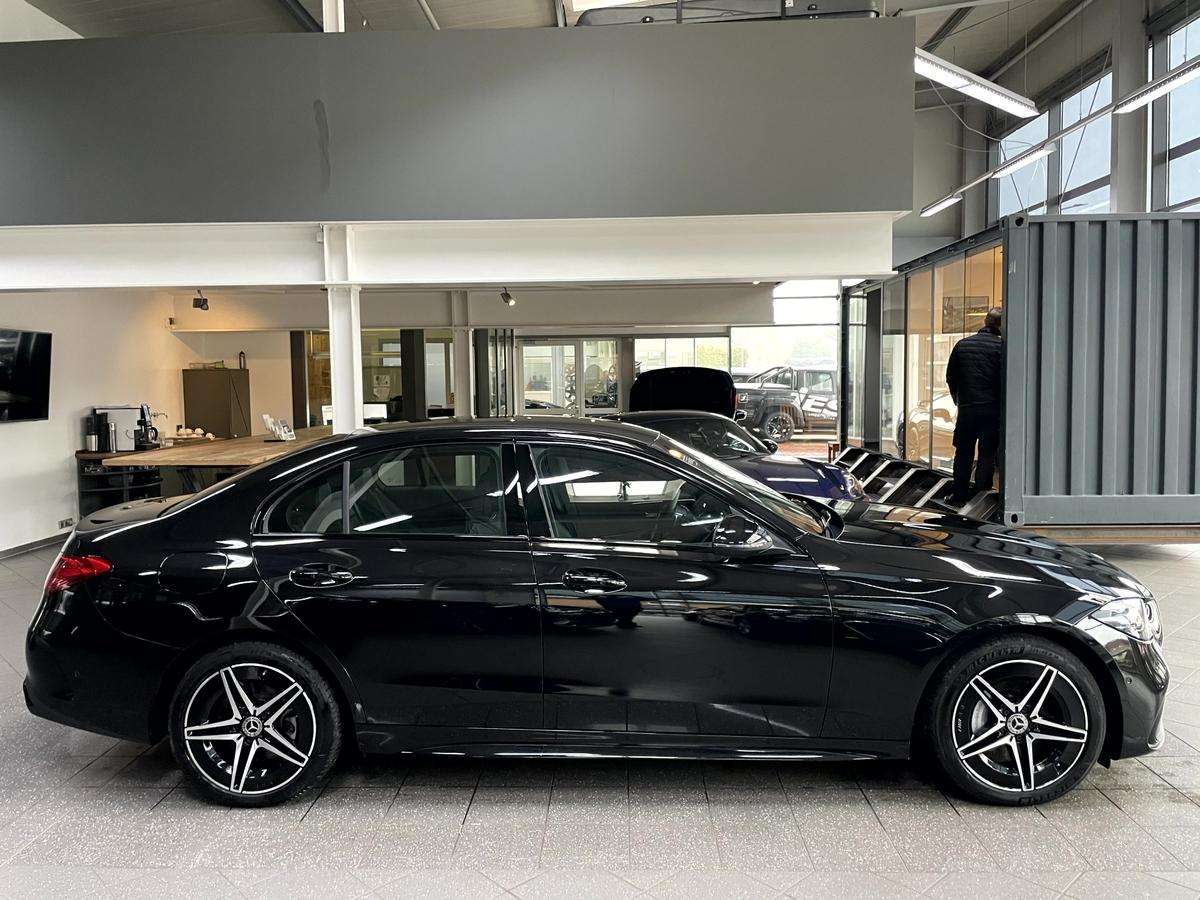 Fahrzeugbild eines Mercedes-Benz C-Klasse