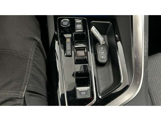 Fahrzeugbild eines Peugeot 5008