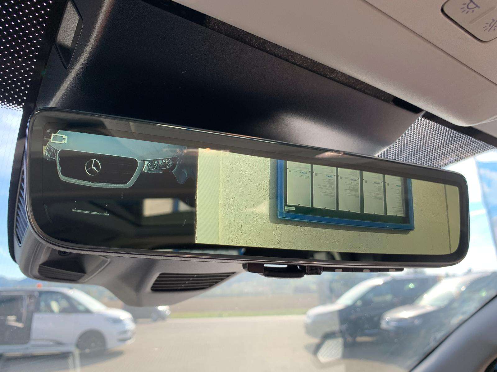 Fahrzeugbild eines Volkswagen Caravelle