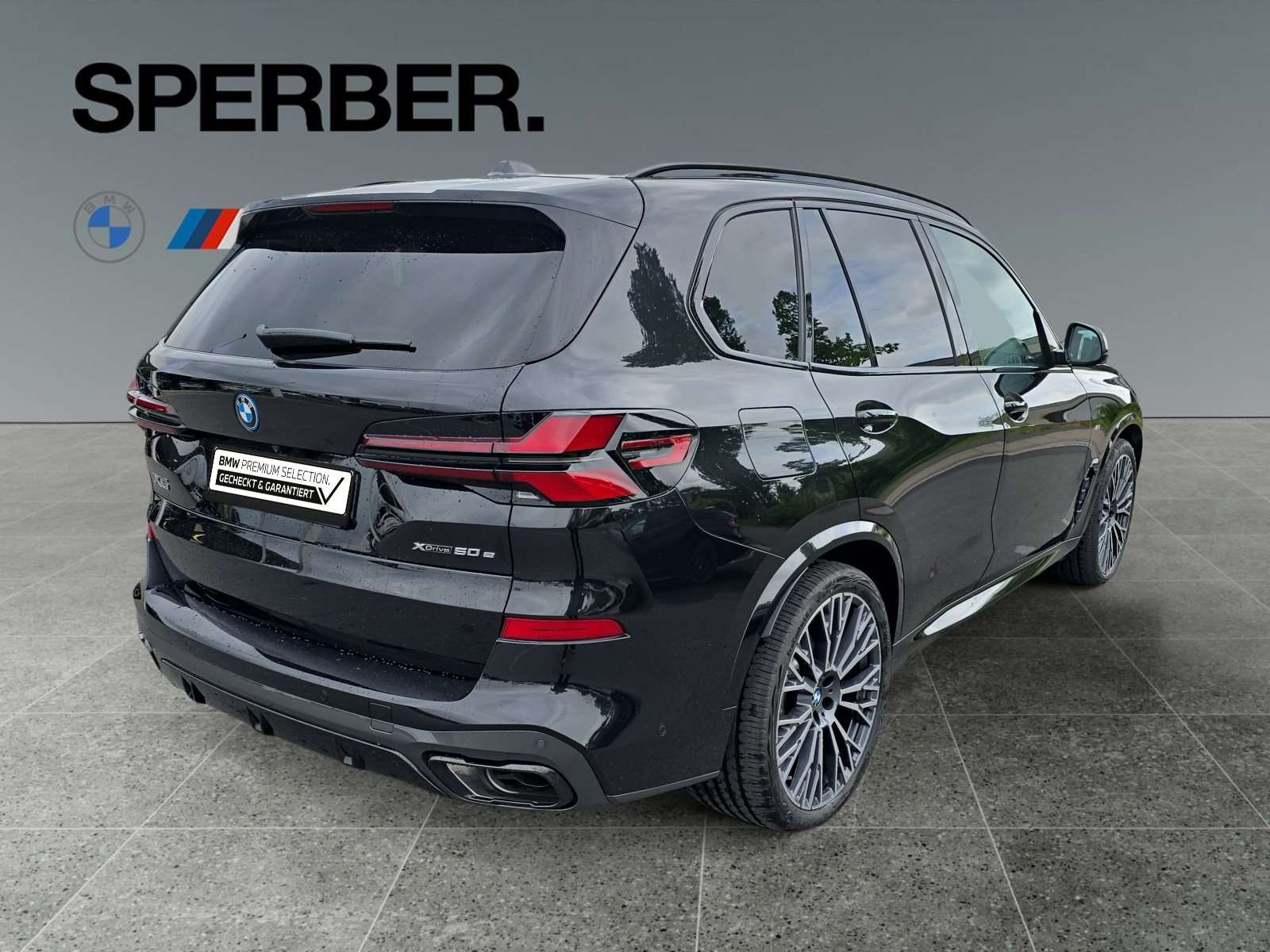 Fahrzeugbild eines BMW X5