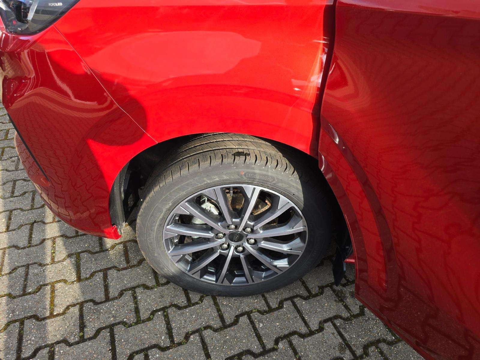 Fahrzeugbild eines Ford Tourneo Custom