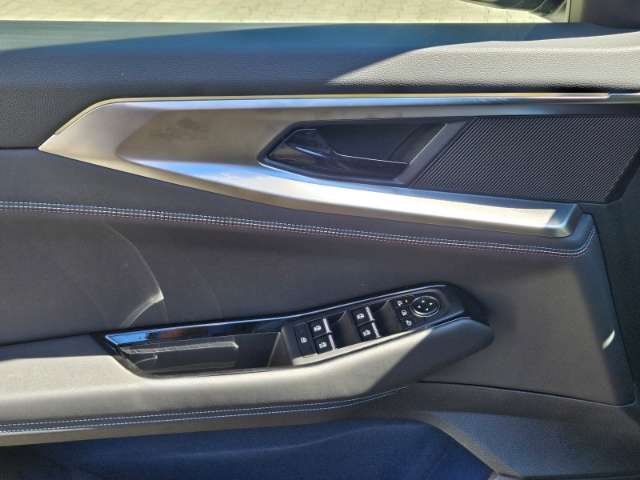 Fahrzeugbild eines Renault Rafale