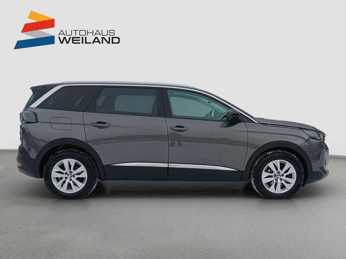 Fahrzeugbild eines Peugeot 5008