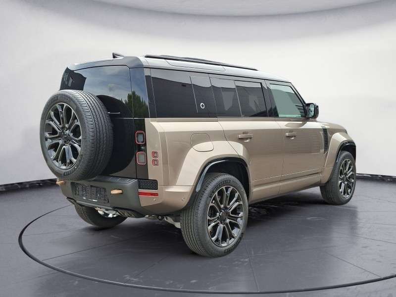 Fahrzeugbild eines Land Rover Defender