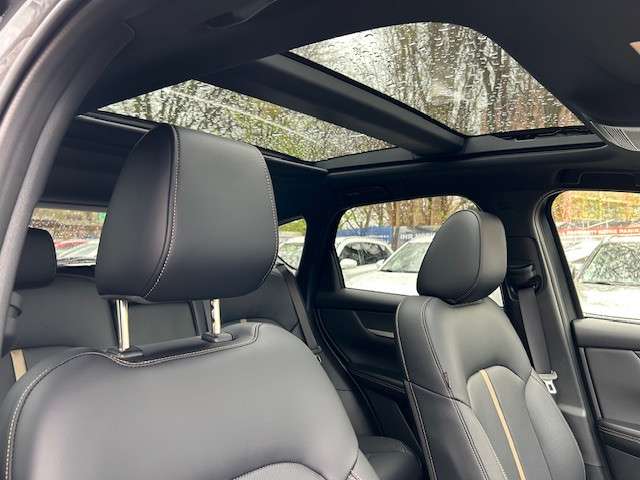 Fahrzeugbild eines Mazda CX-60