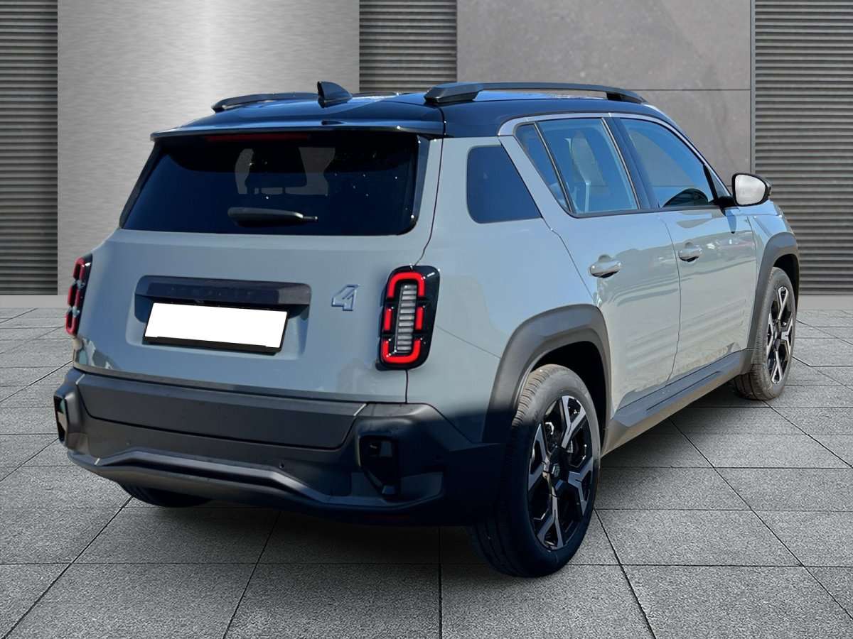 Fahrzeugbild eines Renault 4 E-TECH