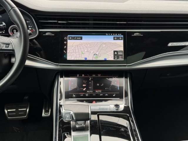 Fahrzeugbild eines Audi Q8