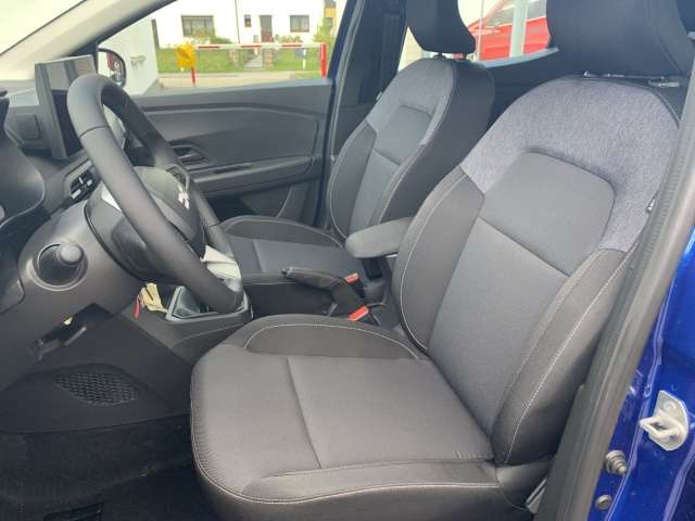 Fahrzeugbild eines Dacia Sandero