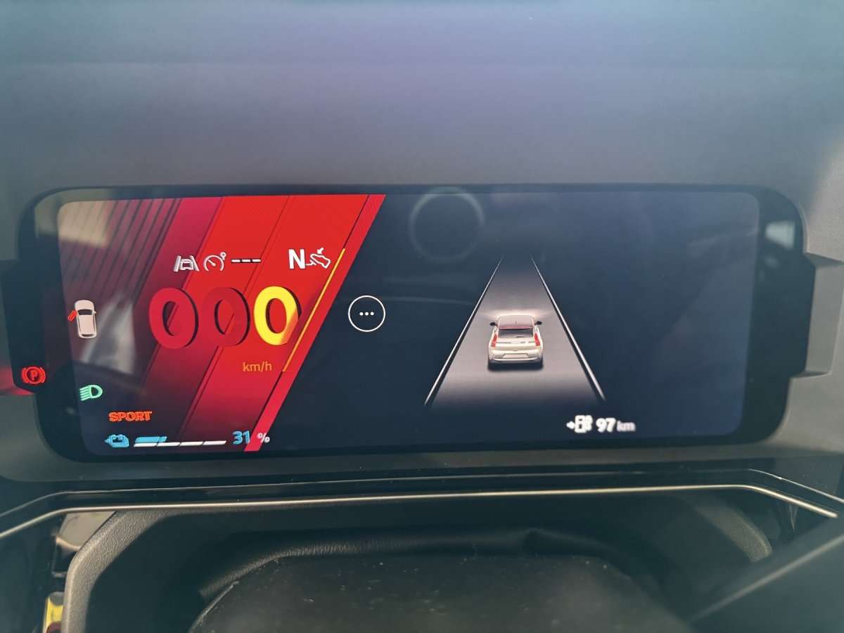 Fahrzeugbild eines Renault 5 E-TECH