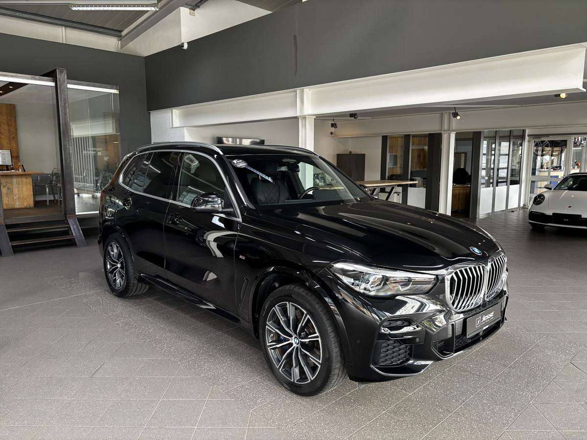 Fahrzeugbild eines BMW X5