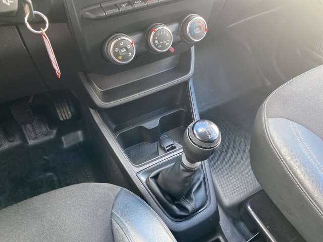 Fahrzeugbild eines Renault Express