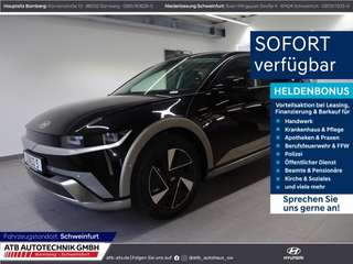 Schräge Frontansicht auf einen Hyundai IONIQ 5 , freigestellt