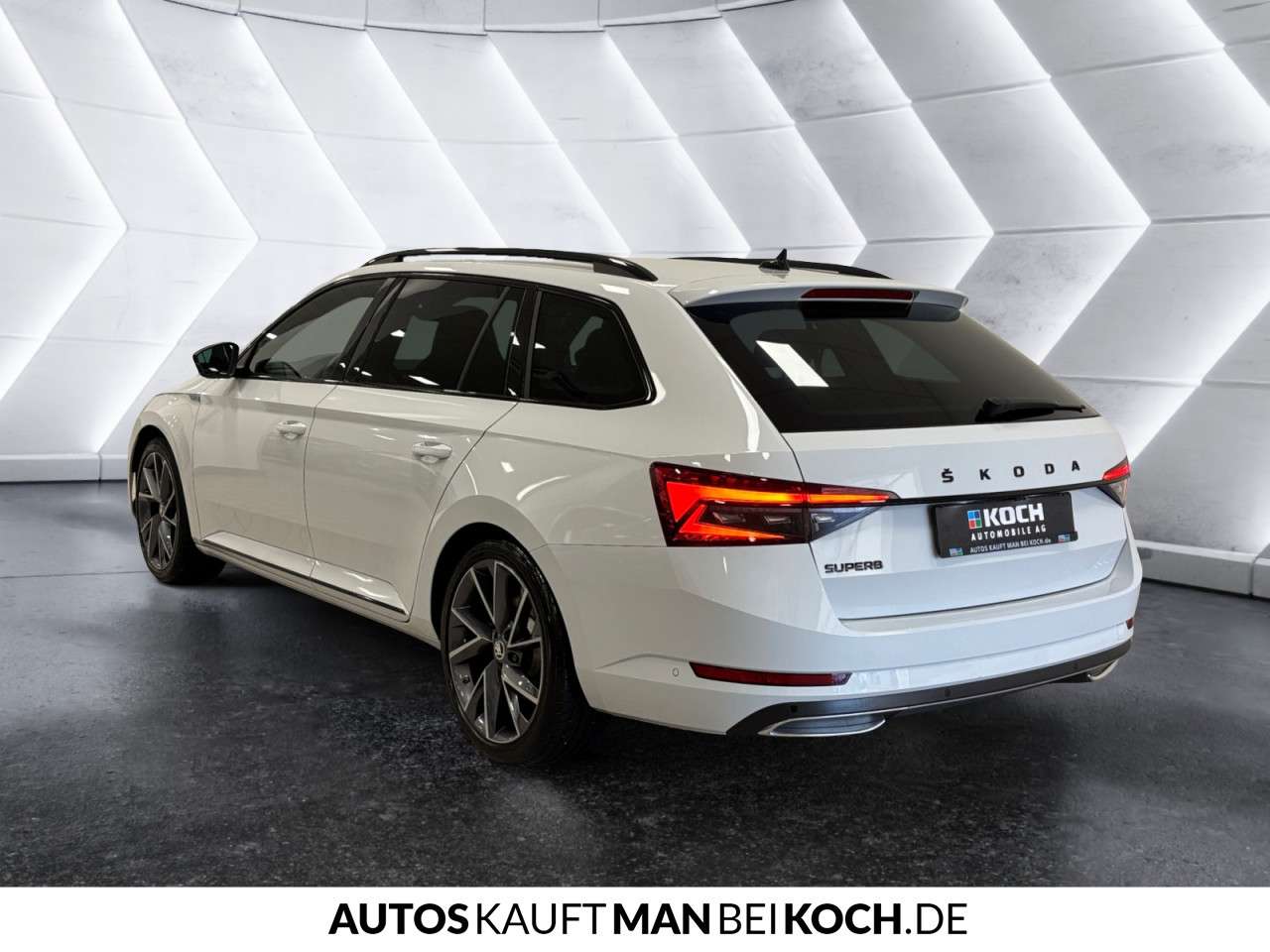 Fahrzeugbild eines Skoda Superb