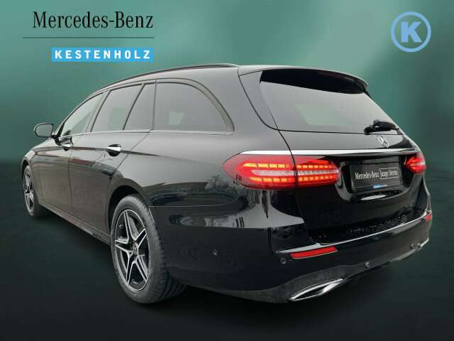 Fahrzeugbild eines Mercedes-Benz E-Klasse