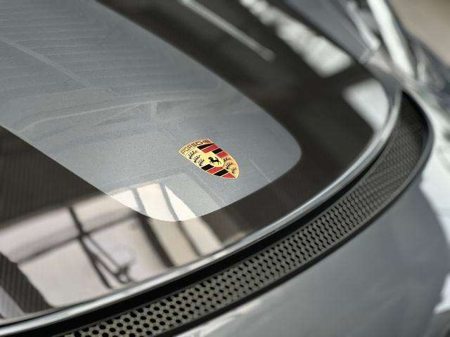 Fahrzeugbild eines Porsche Cayman