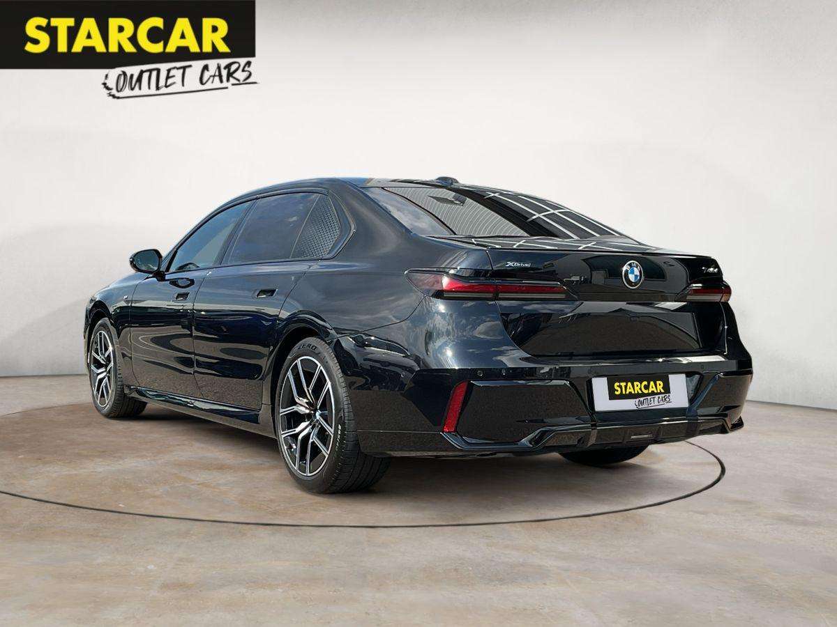 Fahrzeugbild eines BMW 7er-Reihe