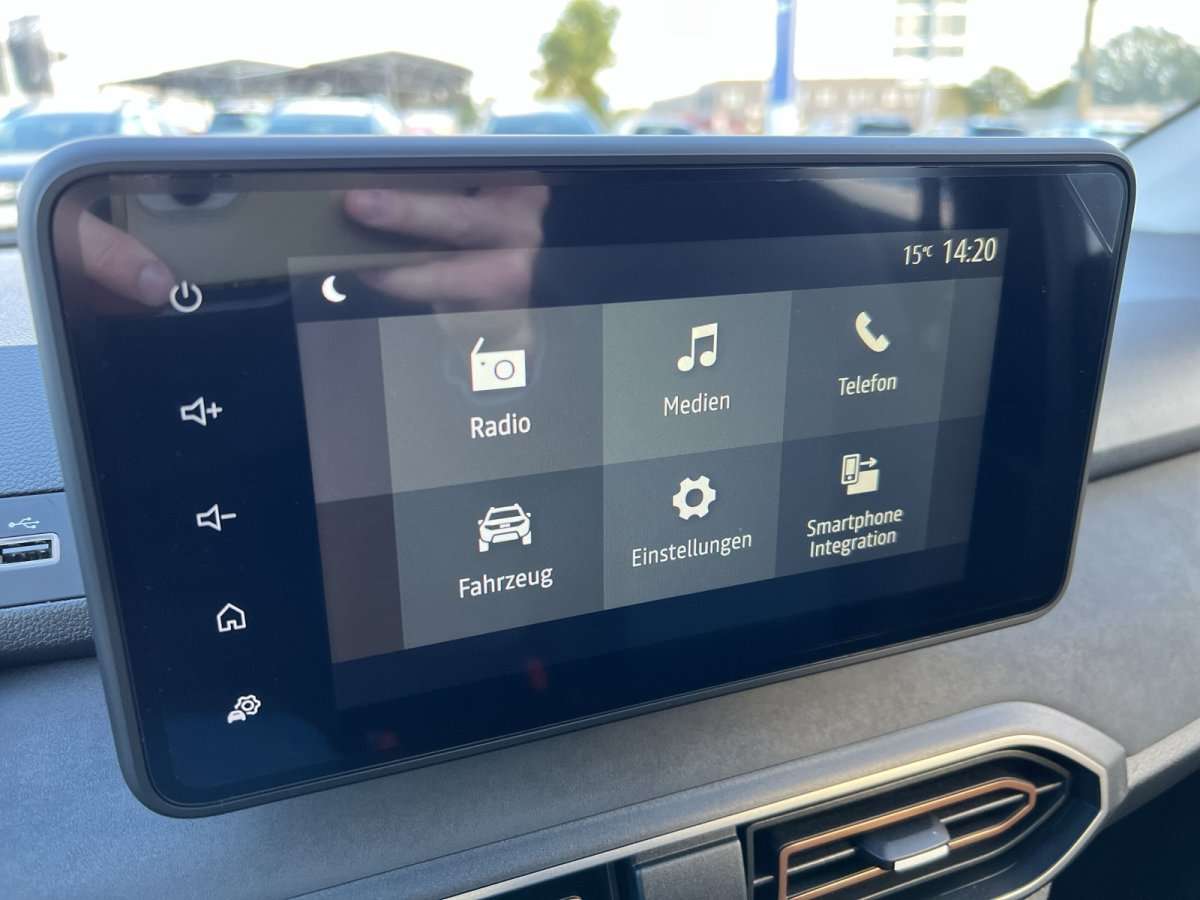 Fahrzeugbild eines Dacia Sandero