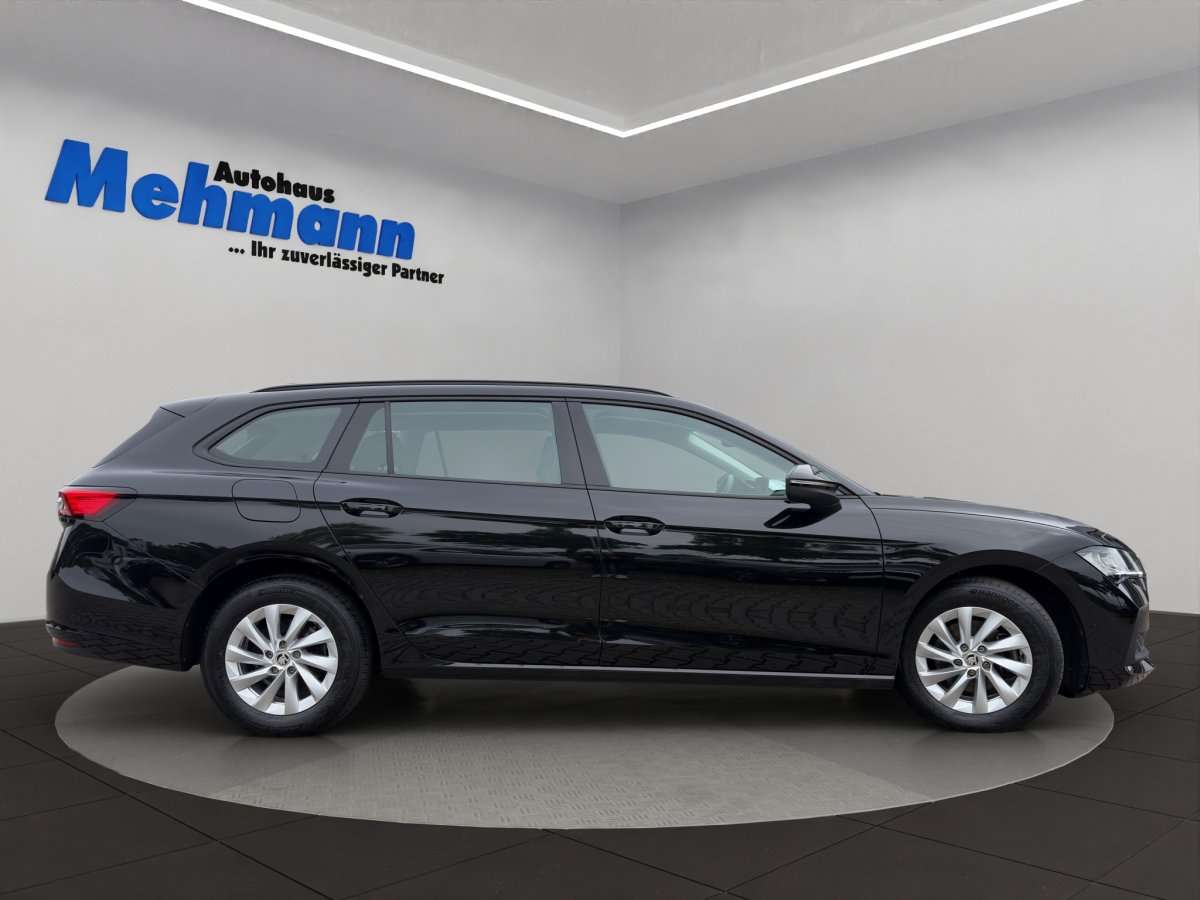 Fahrzeugbild eines Skoda Superb