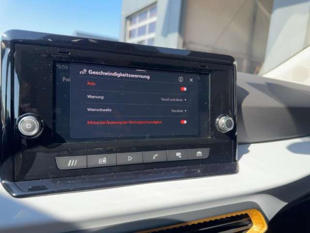 Fahrzeugbild eines SEAT Ibiza