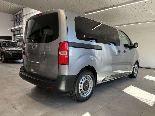 Fahrzeugbild eines Opel Vivaro