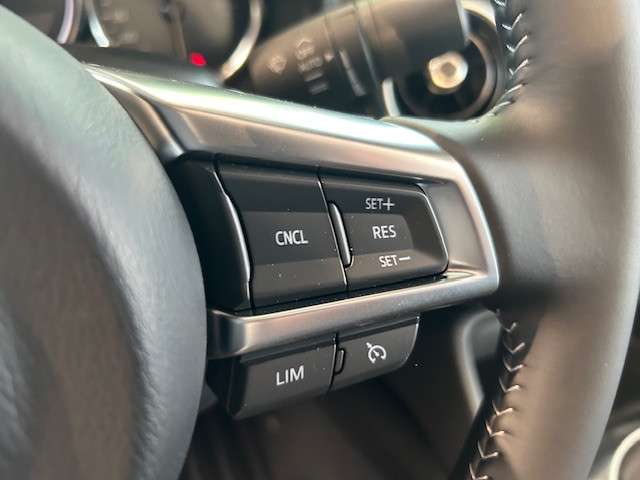 Fahrzeugbild eines Mazda MX-5