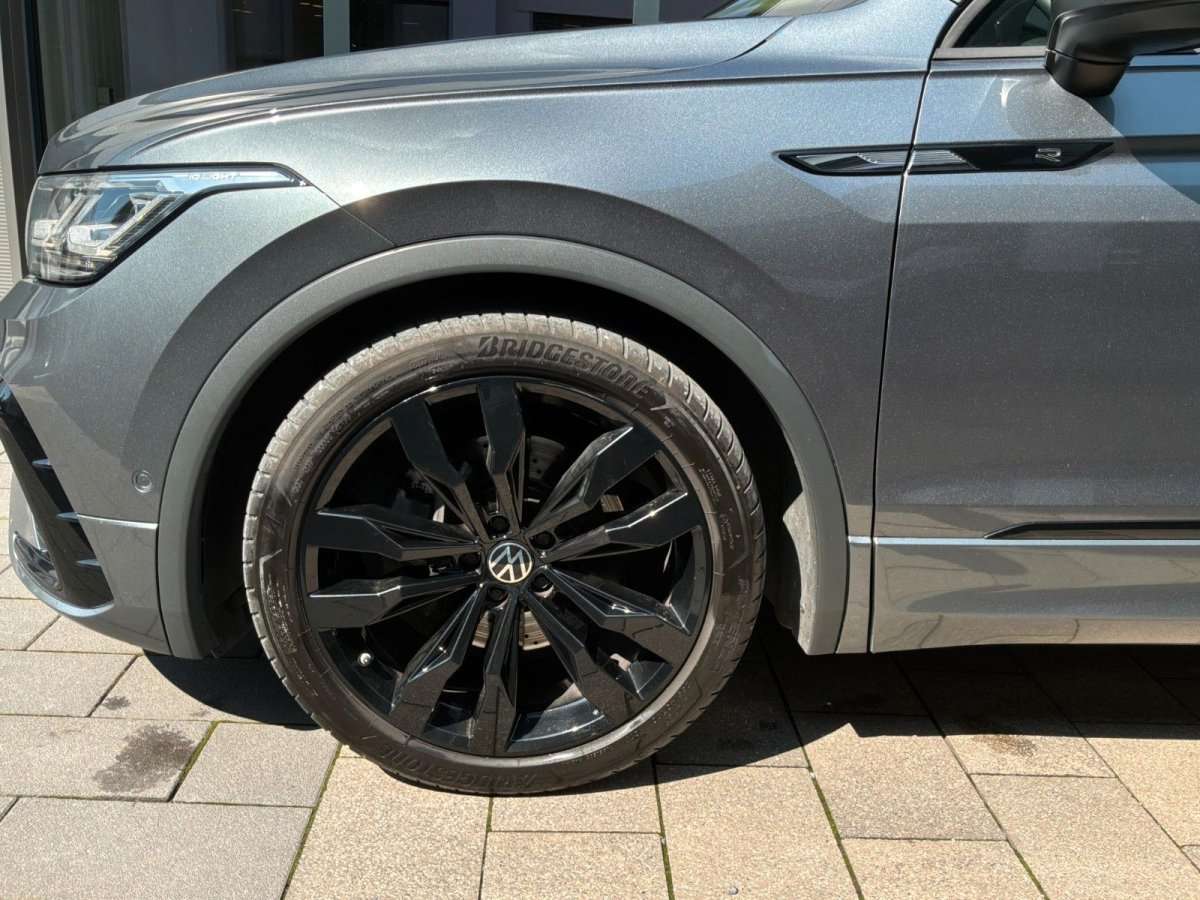 Fahrzeugbild eines Volkswagen Tiguan Allspace