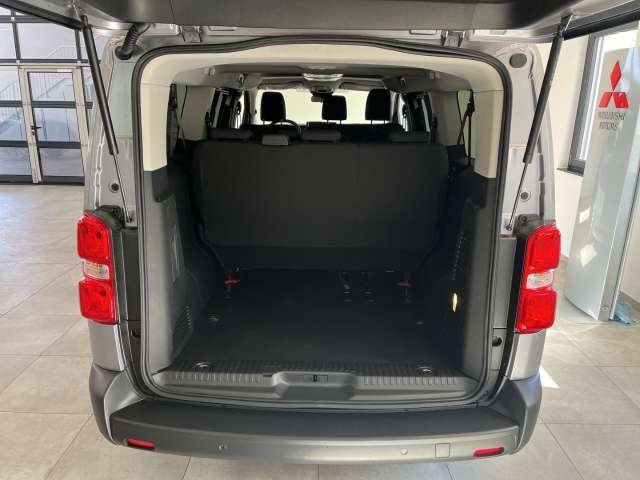 Fahrzeugbild eines Opel Vivaro