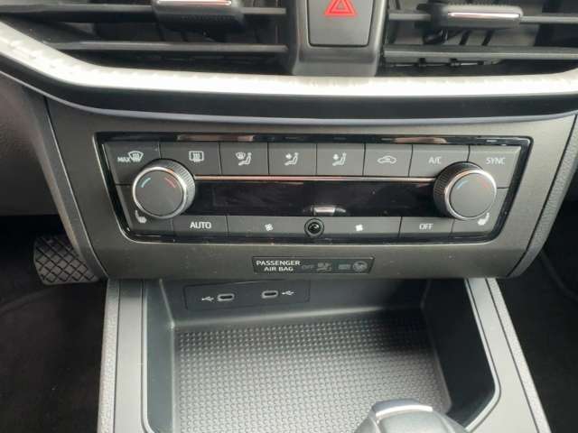 Fahrzeugbild eines SEAT Ibiza