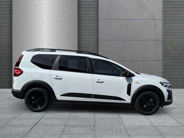 Fahrzeugbild eines Dacia Jogger