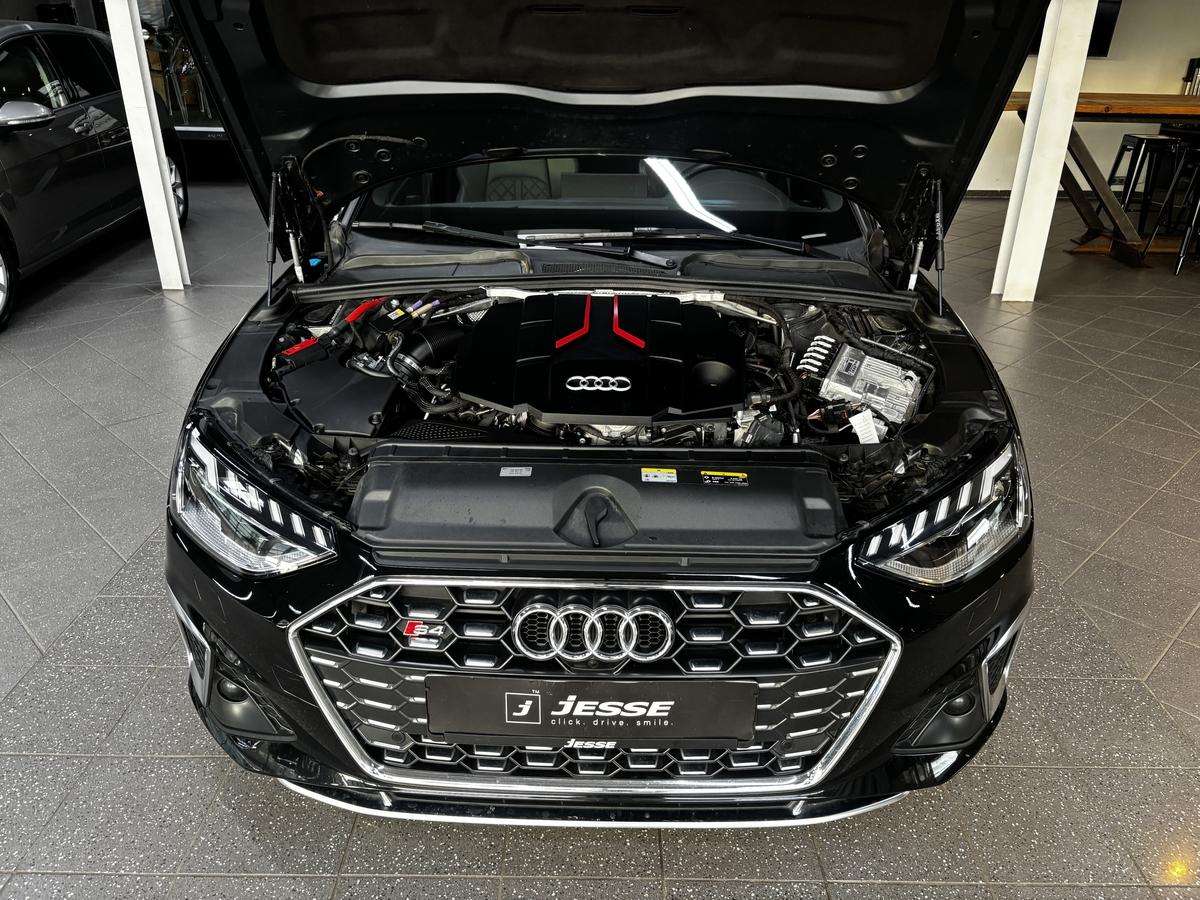 Fahrzeugbild eines Audi S4