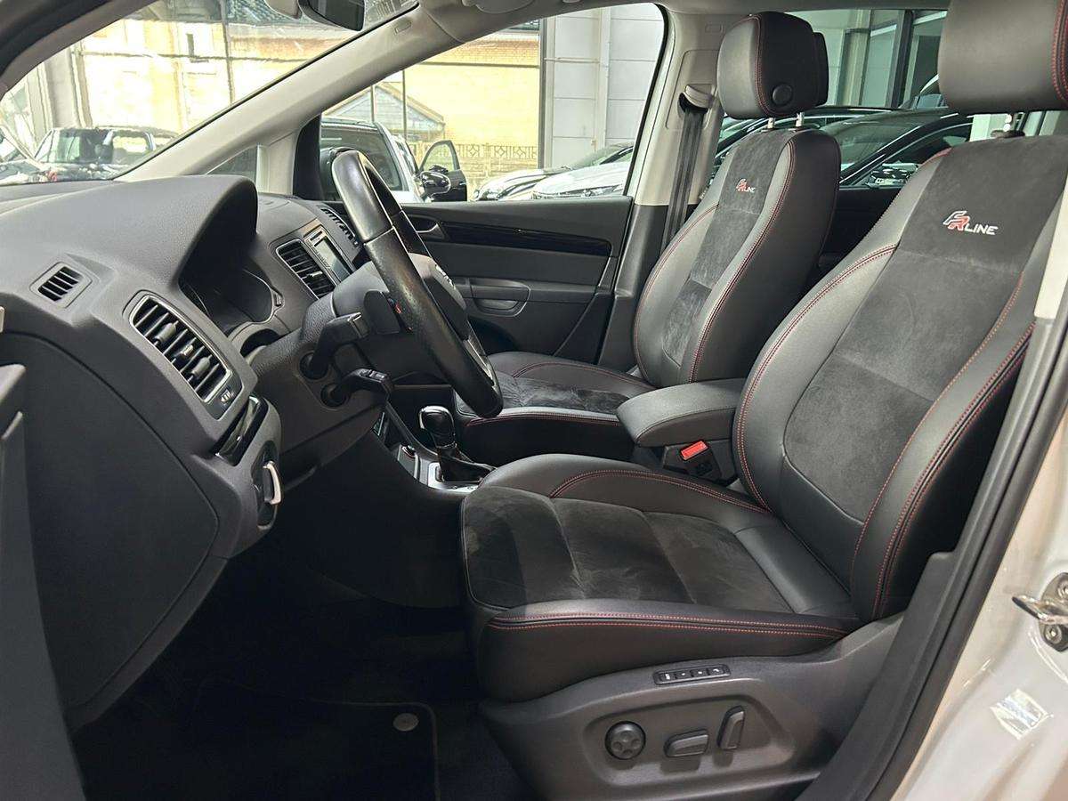 Fahrzeugbild eines SEAT Alhambra