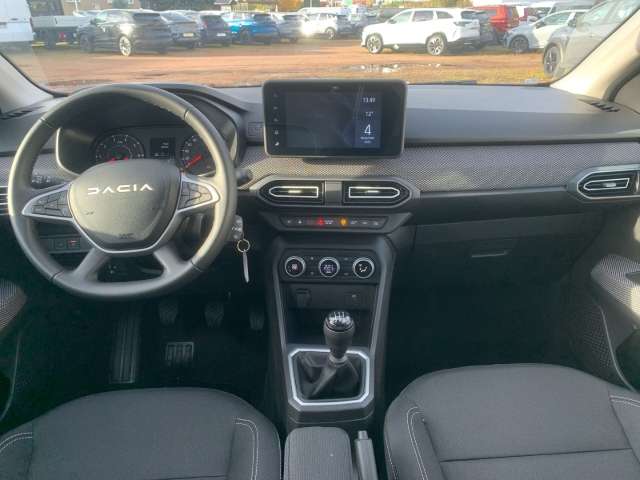 Fahrzeugbild eines Dacia Sandero