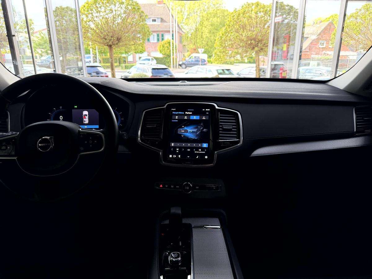 Fahrzeugbild eines Volvo XC90