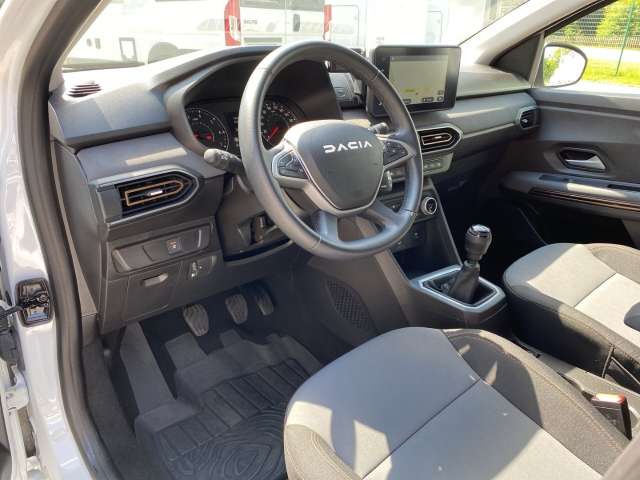 Fahrzeugbild eines Dacia Jogger