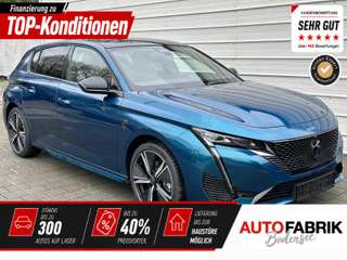 Schräge Frontansicht auf einen Peugeot 308 , freigestellt
