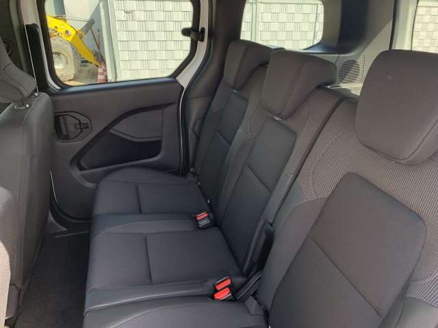 Fahrzeugbild eines Renault Kangoo E-TECH