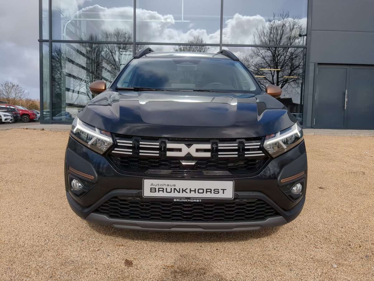 Fahrzeugbild eines Dacia Jogger