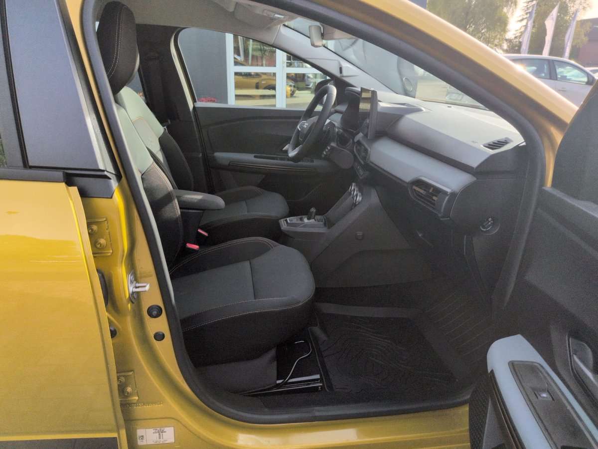 Fahrzeugbild eines Dacia Sandero